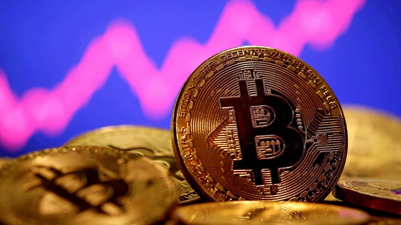 Peter Schiff: Bitcoin 10 milyon dolara çıkabilir