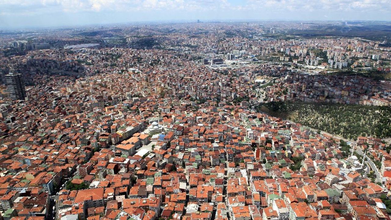 İstanbul'da deprem alarmı! 39 ilçeye 39 vali