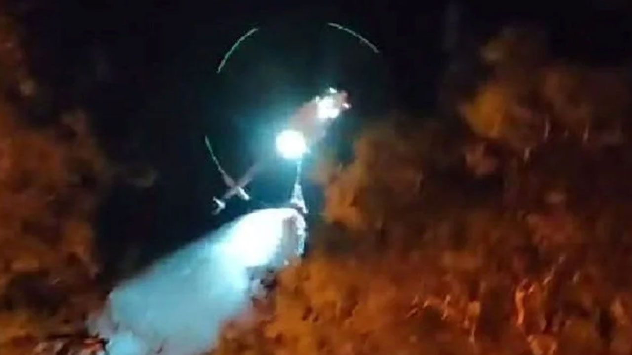 İzmir'de yangın söndürme helikopteri baraja düştü