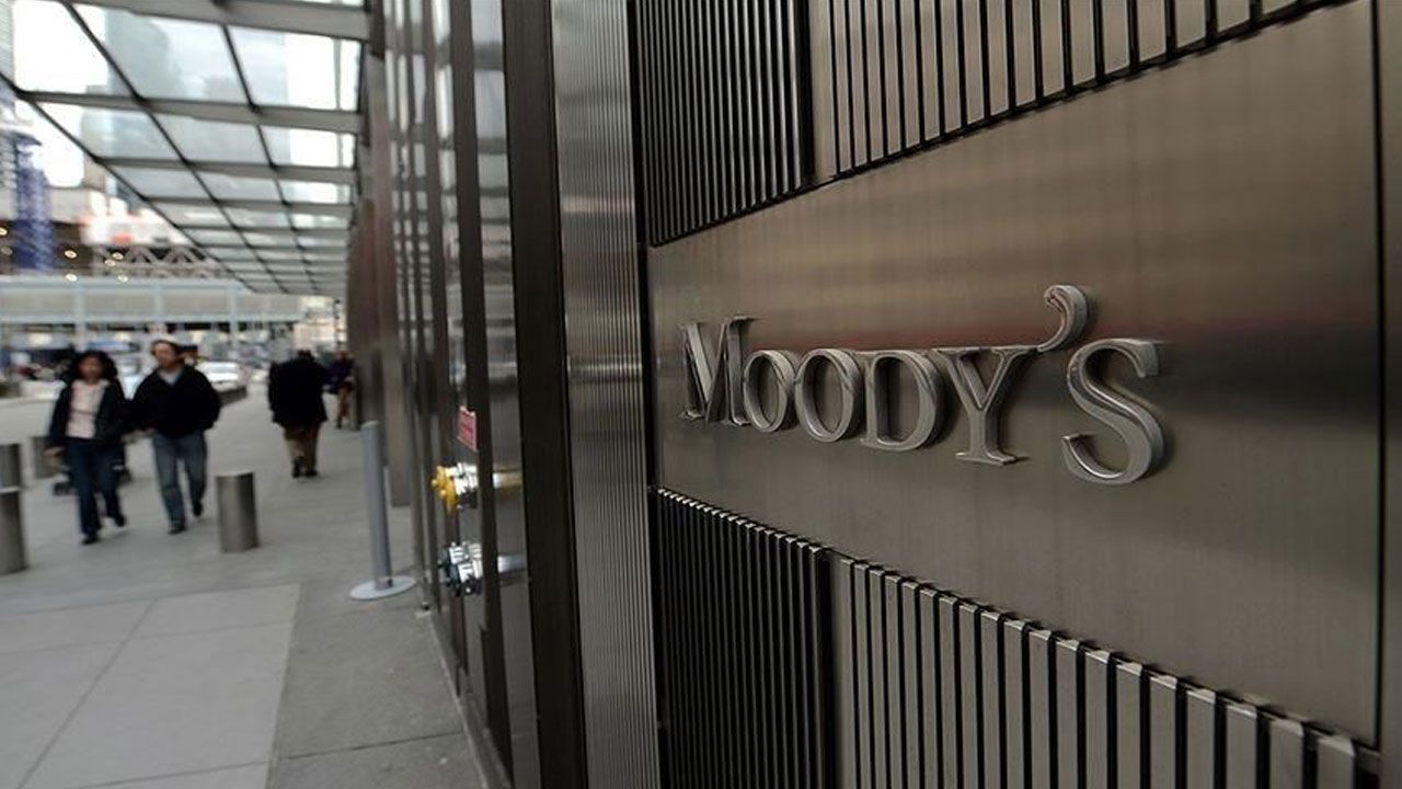 Moody's'den Türkiye'ye 'olumlu' not