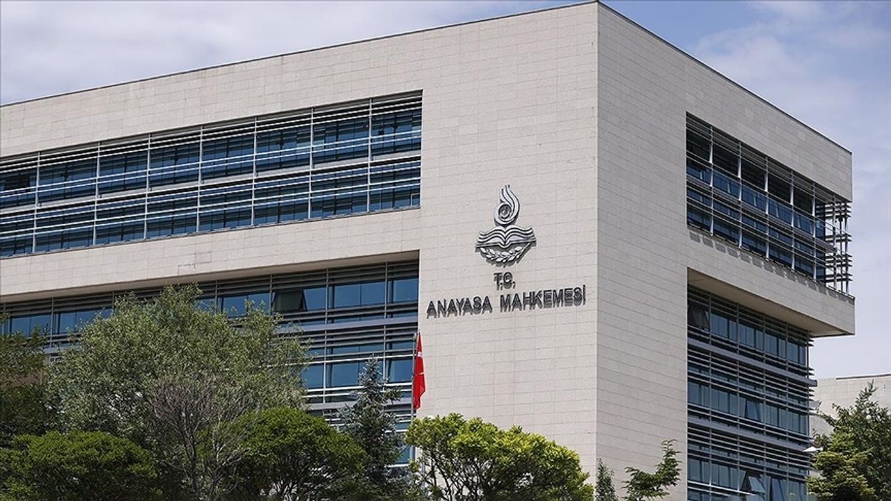 AYM'den yeni karar: "Örgüt adına suç işleme" cezası iptal
