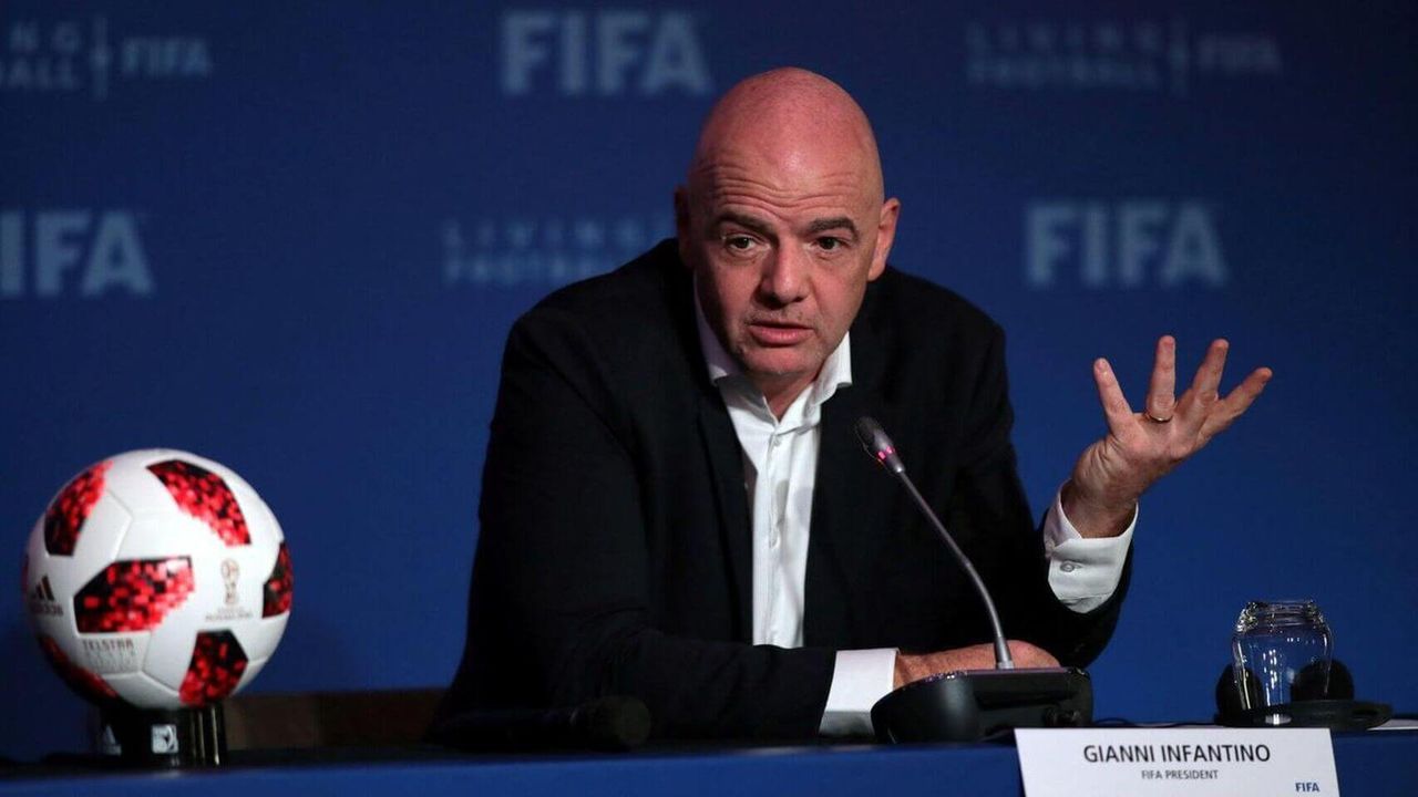 Halil Umut Meler'e bir destek de FIFA'dan