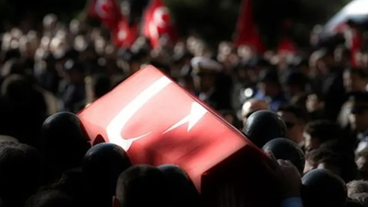 Şehit haberleri sonrası Türkiye yasa boğuldu  siyasilerden peş peşe  taziye mesajları