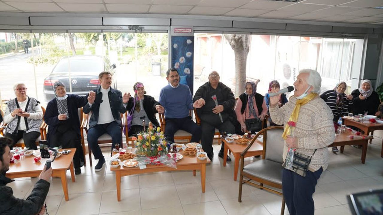 AK Parti İBB Başkan Adayı Murat Kurum'dan Huzurevi Ziyareti