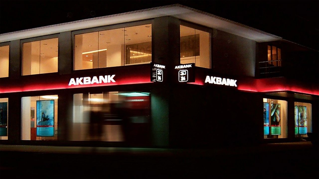 Akbank 30303 TL Kredi Başvurusu Başlattı! İşte Detaylar
