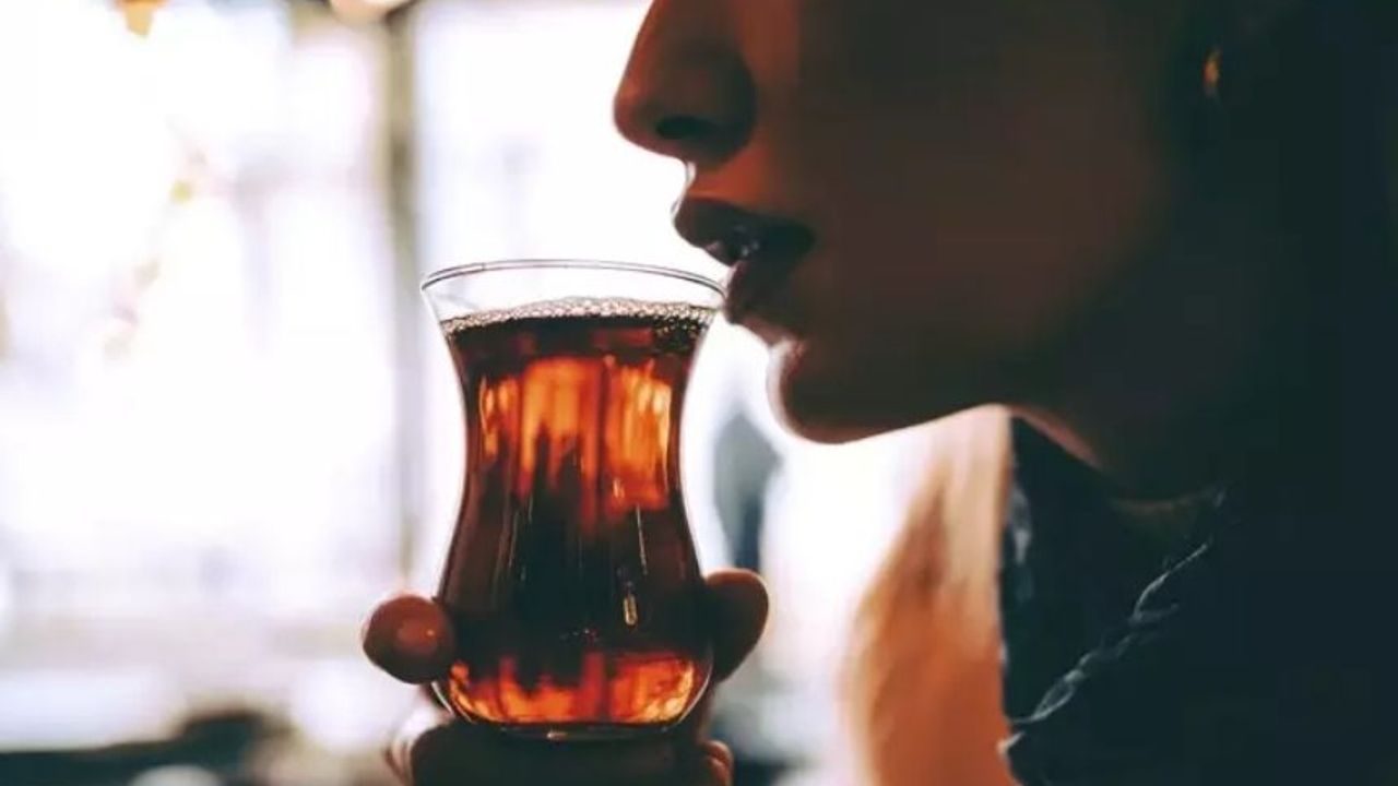 Çay İçmek Yaşlanmayı Yavaşlatıyor Mu?