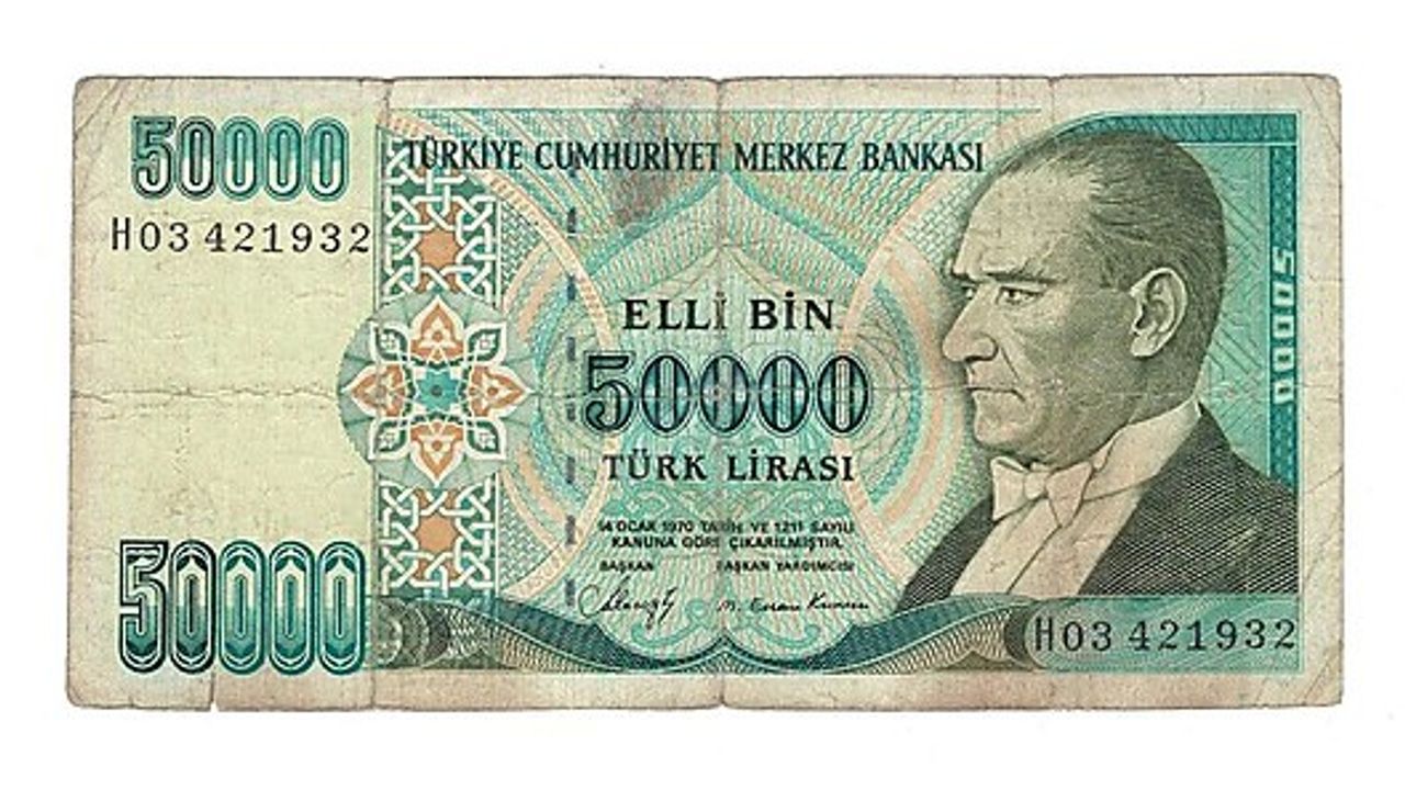 Eski 50.000 TL'lik banknotlar gözde oldu!