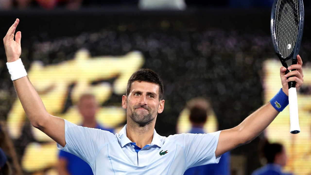 Novak Djokovic Avustralya Açık'ta çeyek finalde