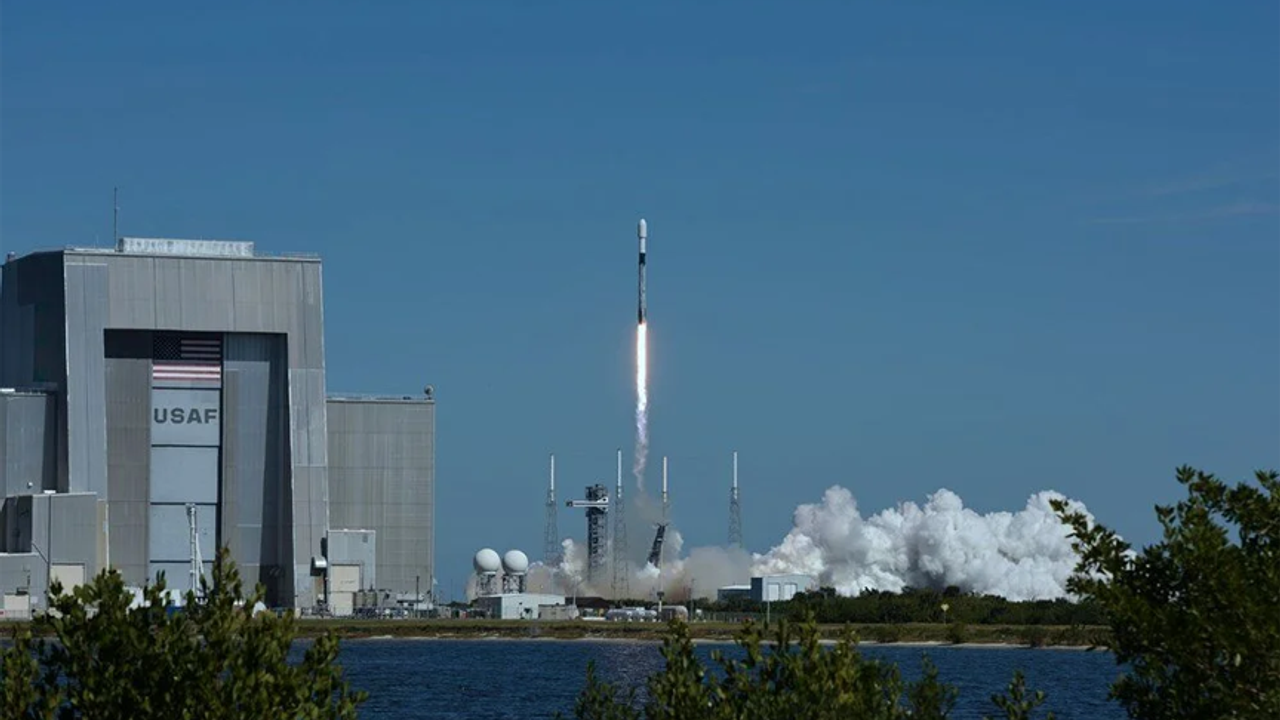 SpaceX'ten Uluslararsı Uzay İstasyonuna 21. kargo sevki