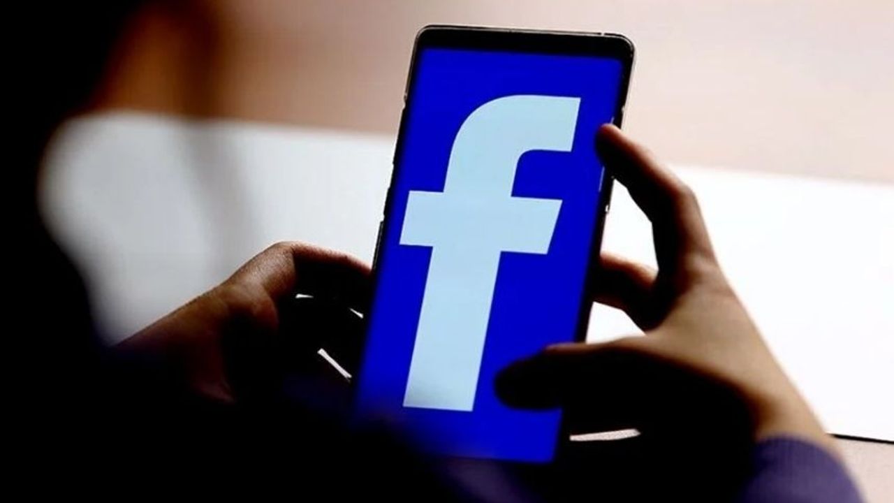 Facebook 20. Yaşını Kutluyor: Skandallar, Metaverse ve Gelecek