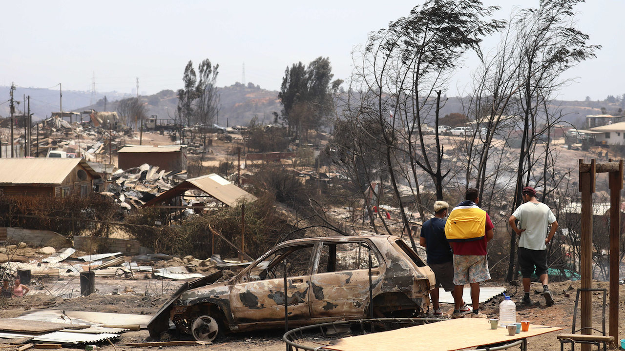 Şili'de orman yangınları: 99 kişi hayatını kaybetti