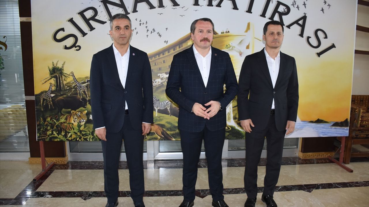 Memur-Sen Genel Başkanı Yalçın, Şırnak'ta basın mensuplarıyla bir araya geldi