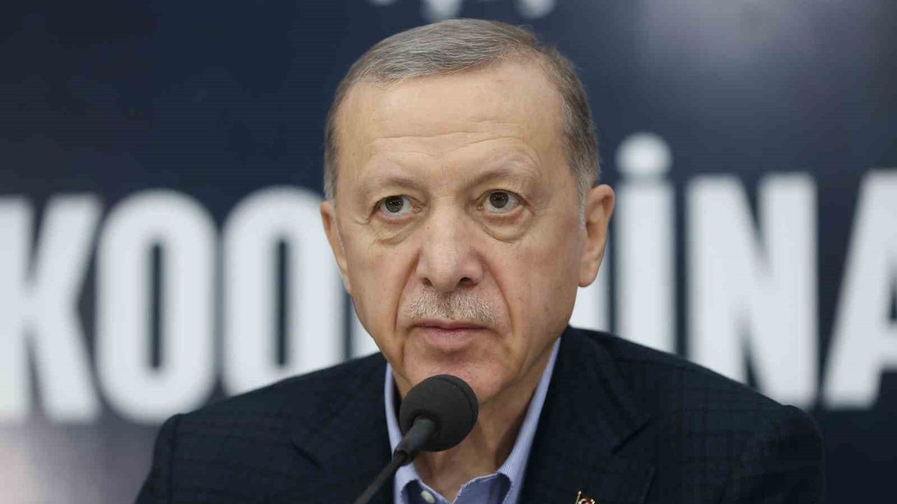 Cumhurbaşkanı Erdoğan: “Kentsel dönüşüm konusunda artık kimsenin kaprisleriyle, ideolojik bağnazlıklarıyla kaybedecek vaktimizin olmadığını görüyoruz”