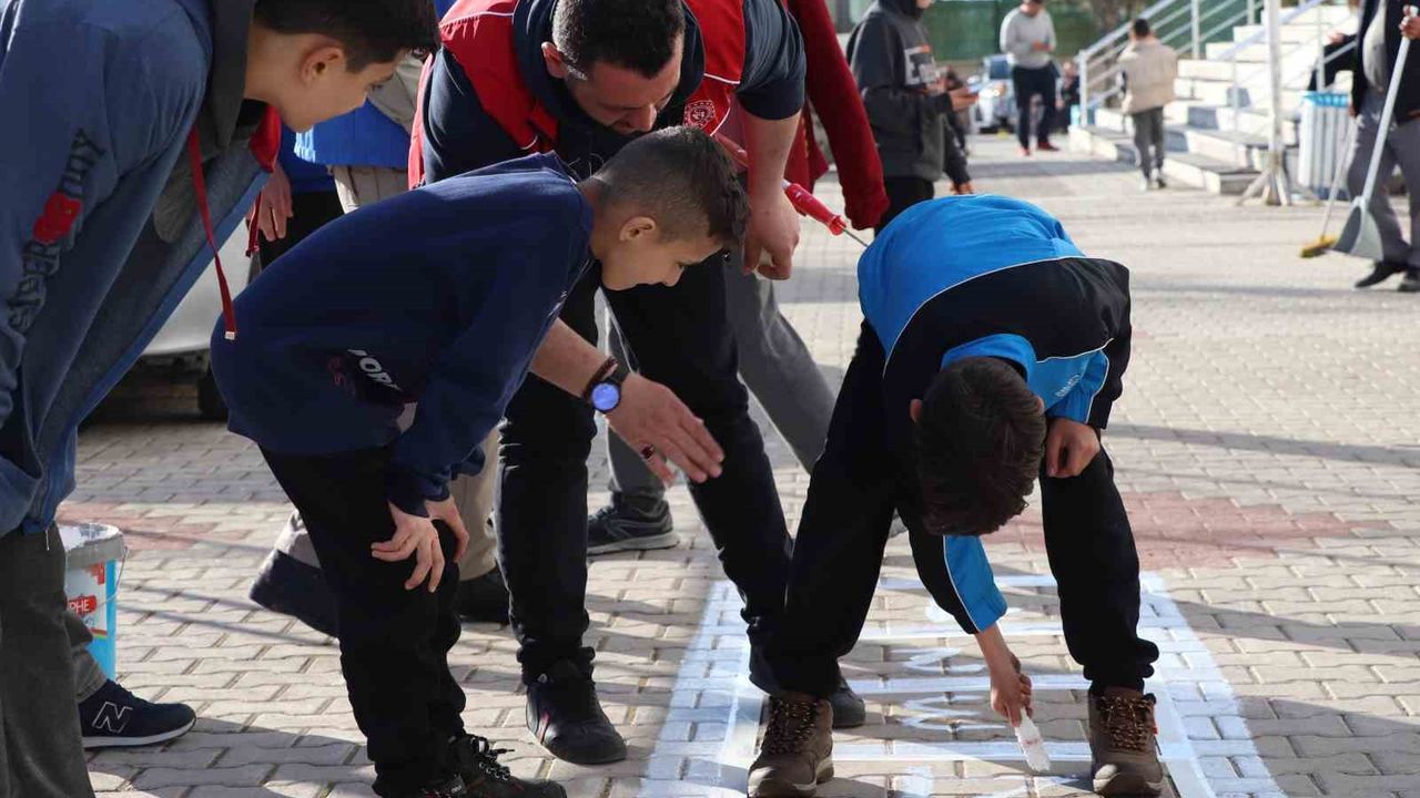 Karaman’da depremzede çocuklar için moral etkinlikleri düzenleniyor