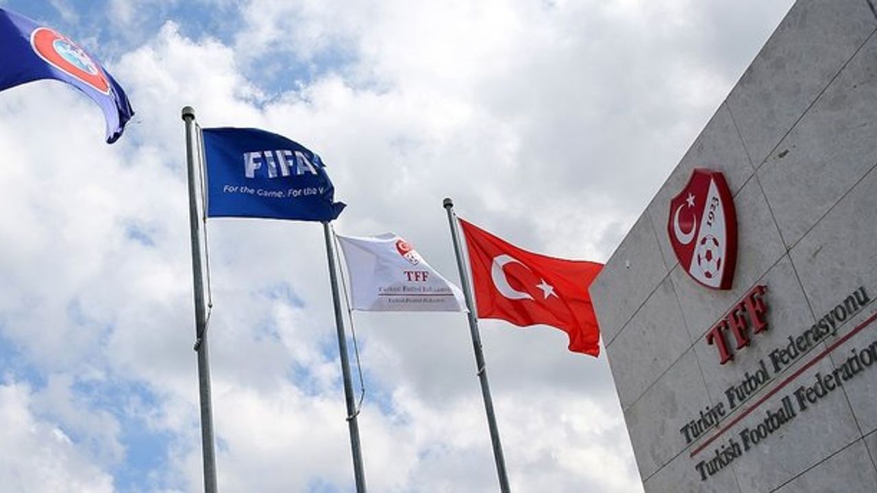 PFDK Fenerbahçe, Beşiktaş ve Galatasaray'a para cezası verdi!