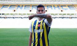 Fenerbahçe Umut Nayir'i duyurdu!