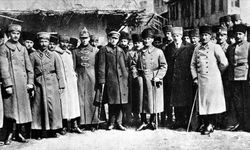 Büyük Taarruz'un ardınan Atatürk'ün TBMM'yi ziyareti: İşte o tarihi anlar...