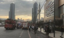 İstanbul-Maltepe'de AVM yangını!