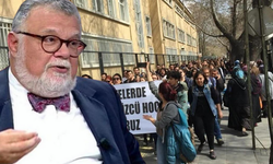 Celal Şengör, İzmir'de protesto edildi