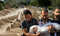 Gazze çocuklar için bir mezarlığa dönüşüyor