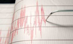 Japonya'da deprem: Tsunami uyarısı verildi!