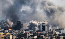 Gazze'de "insani ara" sona erdi: İsrail saldırılara başladı!