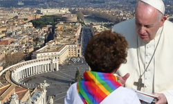 Vatikan'dan eşcinsel çiftlerin kilisede kutsanmasına onay