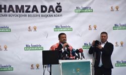 AK Parti İzmir Adayı Hamza Dağ'ı Havalimanı'nda İzmirliler karşıladı