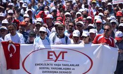 İstanbul'da EYT mitingi: 1 günle 17 yıl kaybedenler sokağa çıkıyor