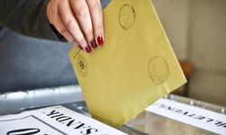 İzmir'de seçim anketi: İki aday arasındaki fark kaç puana indi
