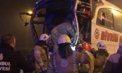 İstanbul'da yolcu otobüsü tıra çarptı: Çok sayıda yaralı var