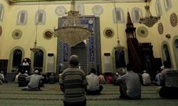 Atina'da Ramazan Bayramı'nda cami jesti