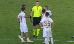 Sakaryaspor - Manisa FK maçında şok kavga!