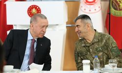 Cumhurbaşkanı Erdoğan iftarını Mehmetçik ile yaptı