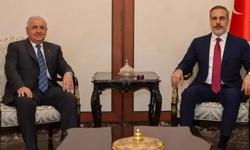 Dışişleri Bakanı Hakan Fidan, Milli Savunma Bakanı Yaşar Güler ile bir araya gelerek görüşme gerçekleştirdiler