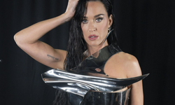 Katy Perry'nin canlı yayında zor anları