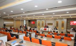 Elazığ Belediyesi Meclis toplantısında komisyon üye seçimi yapıldı