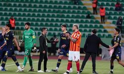 Spor yazarları Süper Kupayı yorumladı: 'Türk futbol tarihine utanç sayfası olarak kaydedilecek'
