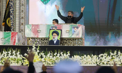 İran Cumhurbaşkanı Reisi defnedildi