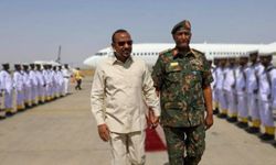 Sudan'a  ilk üst düzey "devlet" ziyareti