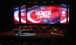 İletişim Başkanlığı’ndan 15 Temmuz Destanı Milletin Zaferi Fahir Atakoğlu konseri