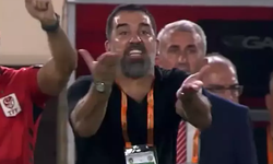 Arda Turan çılgına döndü! İlk maçından kırmızı kart