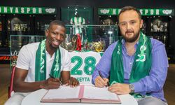 Konyaspor Hamidou Keyta ile imzaları attı!