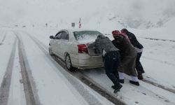 Karlı yollara dikkat edin! Yurt genelinde yol durumu (20 Şubat 2025)