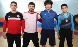 Milli güreşçi, yetiştiği salondaki genç sporculara tecrübelerini aktarıyor