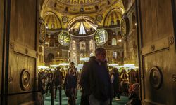 Ayasofya-i Kebir Camii'nin tahrip olan imparator kapısı onarıldı