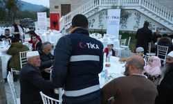 TİKA Arnavutluk'ta ihtiyaç sahiplerine iftar verdi