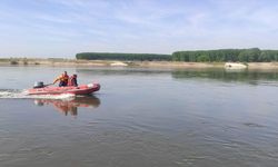 Edirne'de Meriç Nehri'ne düşen kadın kurtarıldı