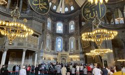 Necip Fazıl Kısakürek vefatının 39. yılında Ayasofya-i Kebir Camii Şerifi'nde hatim duası yapıldı