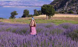 Burdur'un lavanta tarlaları hem ihracata hem turizme hizmet ediyor